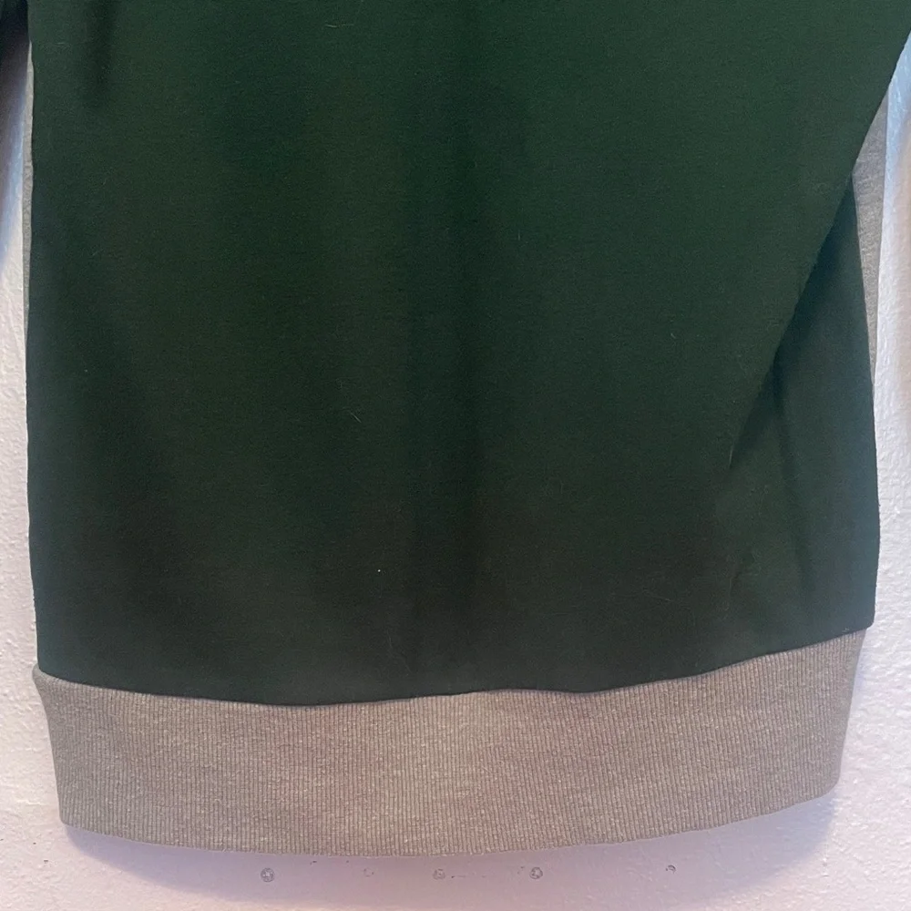 Men's Colorblock Sweater - Picture 4 of 5